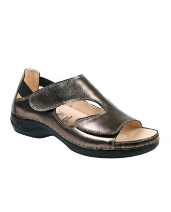 Nursing Care Bermuda Sandalen